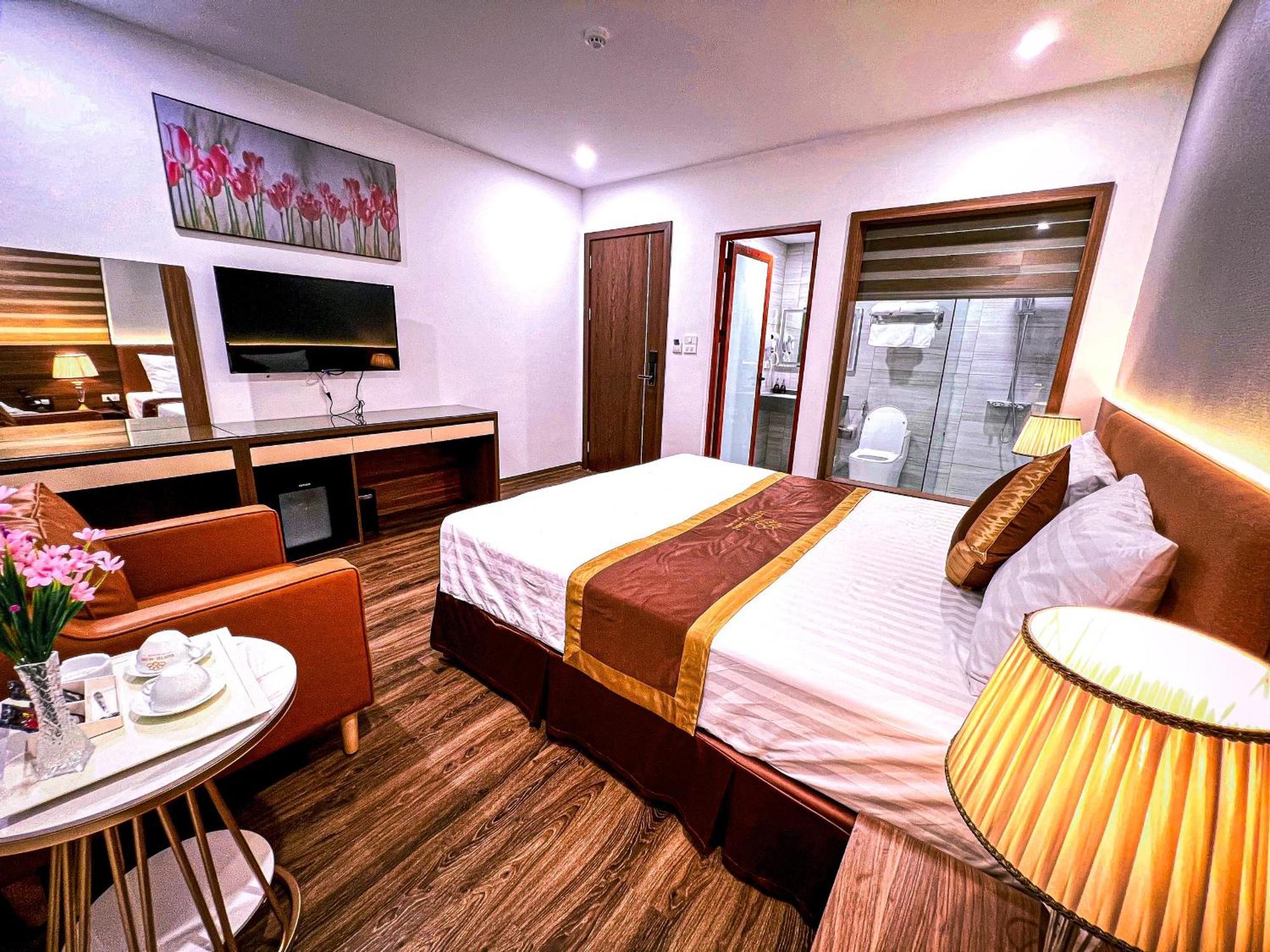 Luxtel Hotel Tay Ho, Hanoi