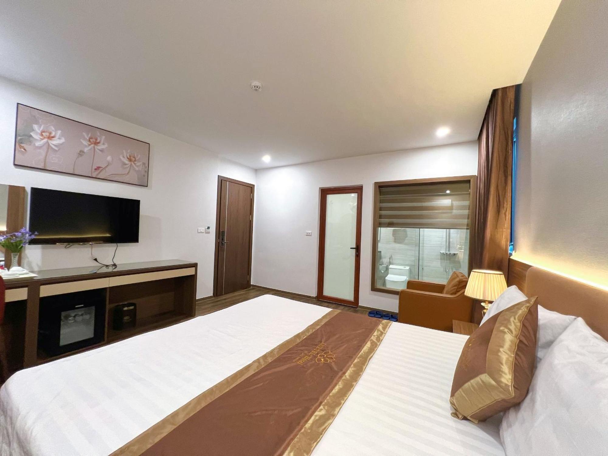 Luxtel Hotel Tay Ho — Photos 3